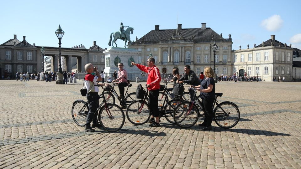 guided bike tour